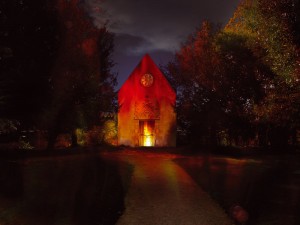 9.chapelle-en-feu-